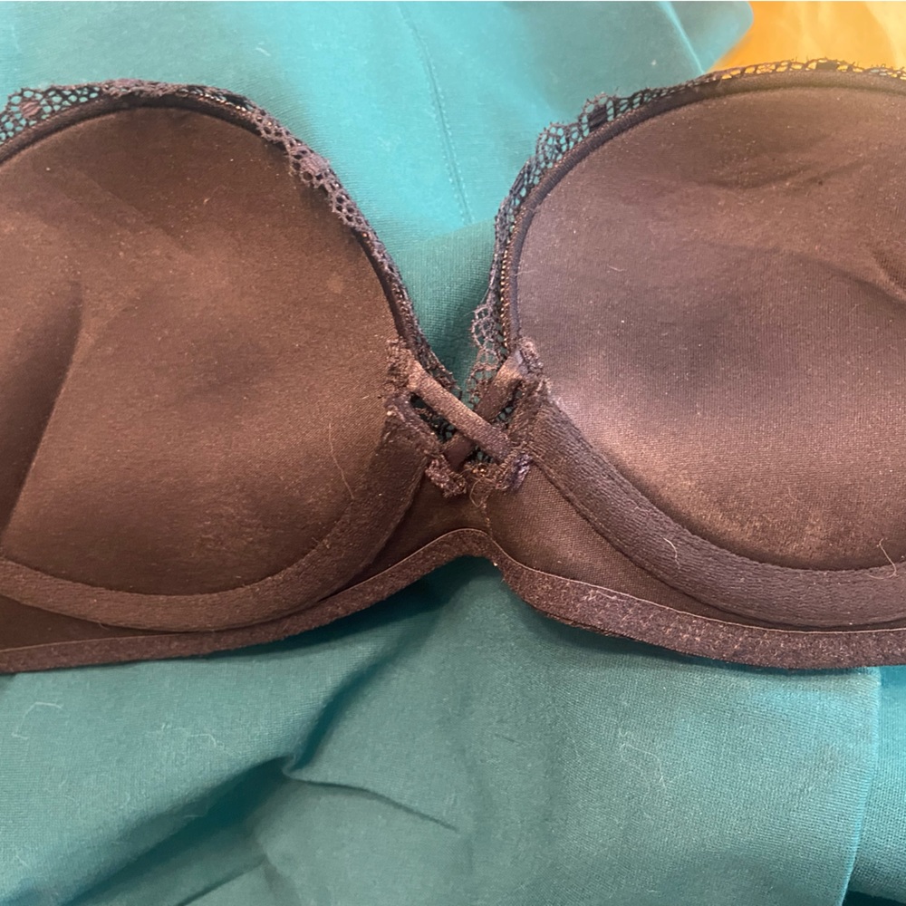 Victoria’s Secret lace super push up strapless bra - Picture 2 of 4